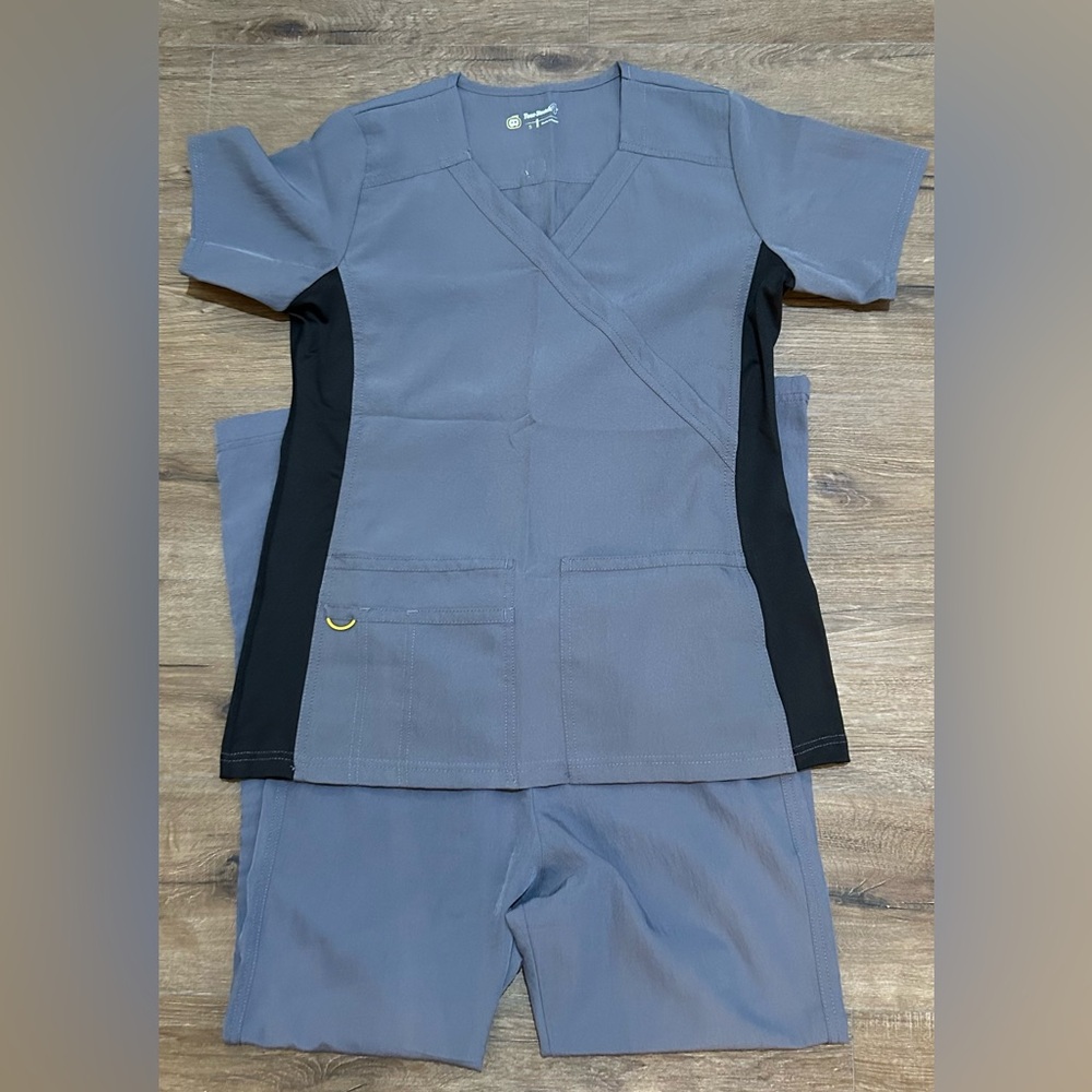 Scrub Set